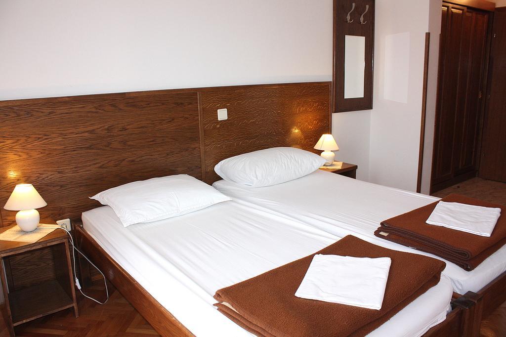 Mb Bed&Breakfast Pag Town Room photo