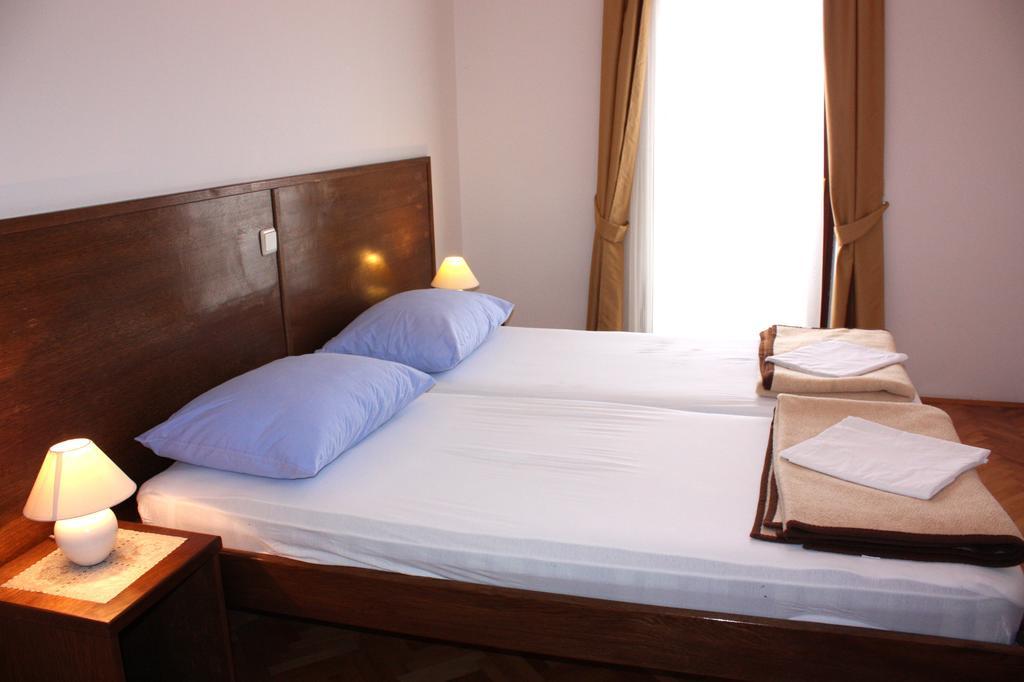 Mb Bed&Breakfast Pag Town Room photo